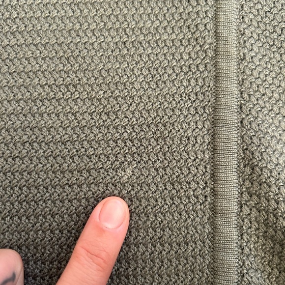 LULULEMON On The Go Poncho Grey Sage OS - Picture 11 of 11